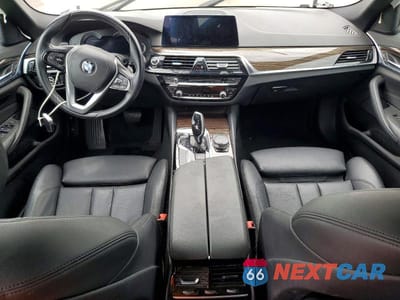 Zdjęcie 8 z 13 samochodu: 2019 BMW 530 I VIN:WBAJA5C5XKWW01080 - miniatura