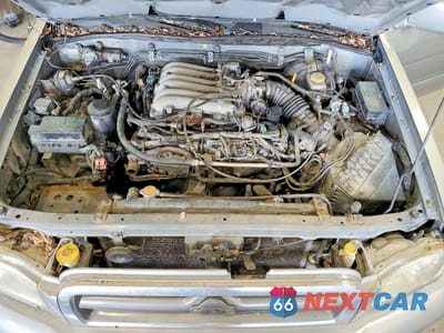 Zdjęcie 11 z 12 samochodu: 2001 NISSAN PATHFINDER SE VIN:JN8DR09Y51W600824 - miniatura