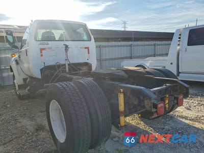 Trzecie zdjęcie samochodu z tyłu: 2005 FORD F750 SUPER - DELIVERY TRUCK VIN:3FRXF75S25V171527 - miniatura