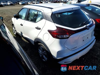 Drugie zdjęcie samochodu z przodu: 2022 NISSAN KICKS S VIN:3N1CP5BV9NL526381 - miniatura