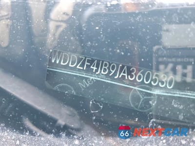 Zdjęcie 12 z 12 samochodu: 2018 MERCEDES-BENZ E 300 VIN:WDDZF4JB9JA360530 - miniatura