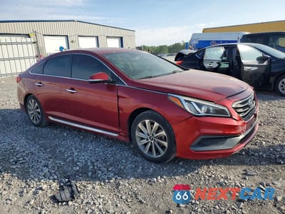Czwarte zdjęcie samochodu z boku: 2015 HYUNDAI SONATA SPORT VIN:5NPE34AF3FH078579 - miniatura