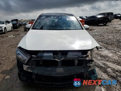 Piąte zdjęcie samochodu w środku: 2019 MERCEDES-BENZ A 220 VIN:WDD3G4EB6KW000620 - miniatura