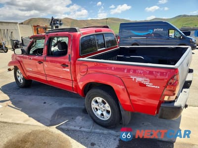 Drugie zdjęcie samochodu z przodu: 2005 TOYOTA TACOMA DOUBLE CAB PRERUNNER VIN:5TEJU62N05Z136981 - miniatura