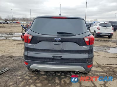 Zdjęcie 6 z 13 samochodu: 2019 FORD ESCAPE SE VIN:1FMCU0GDXKUB99771 - miniatura