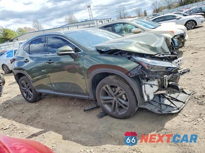 Czwarte zdjęcie samochodu z boku: 2023 LEXUS NX 450H+ BASE VIN:JTJHKCFZ3P2017570 - miniatura