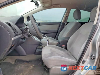 Zdjęcie 7 z 12 samochodu: 2010 NISSAN SENTRA 2.0 VIN:3N1AB6AP7AL703809 - miniatura
