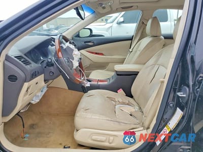 Zdjęcie 7 z 13 samochodu: 2011 LEXUS ES 350 VIN:JTHBK1EG0B2454673 - miniatura