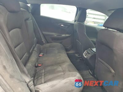 Zdjęcie 10 z 12 samochodu: 2018 CHEVROLET MALIBU LT VIN:1G1ZD5ST5JF159636 - miniatura