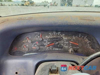 Zdjęcie 9 z 12 samochodu: 1999 FORD F250 SUPER DUTY VIN:1FTNX20S3XEA50063 - miniatura