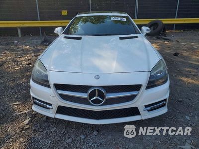 Piąte zdjęcie samochodu w środku: 2015 MERCEDES-BENZ SLK 250 VIN:WDDPK4HA3FF109903 - miniatura