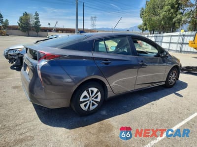 Trzecie zdjęcie samochodu z tyłu: 2018 TOYOTA PRIUS TWO VIN:JTDKBRFUXJ3585851 - miniatura
