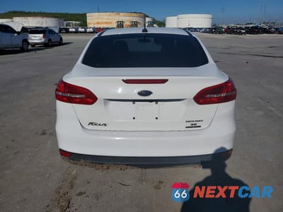 Zdjęcie 6 z 12 samochodu: 2015 FORD FOCUS SE VIN:1FADP3F2XFL262810 - miniatura