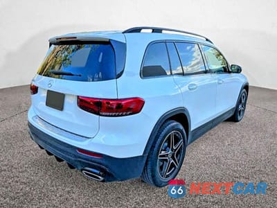 Czwarte zdjęcie samochodu z boku: 2021 MERCEDES-BENZ GLB 250 VIN:W1N4M4GB3MW109391 - miniatura