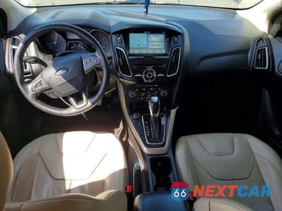 Zdjęcie 8 z 12 samochodu: 2017 FORD FOCUS TITANIUM VIN:1FADP3J29HL281696 - miniatura