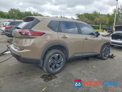Trzecie zdjęcie samochodu z tyłu: 2025 NISSAN ROGUE SV VIN:5N1BT3BAXSC842543 - miniatura