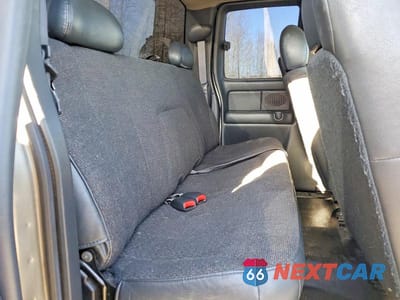 Zdjęcie 10 z 13 samochodu: 2002 CHEVROLET SILVERADO K1500 VIN:2GCEK19V821268855 - miniatura