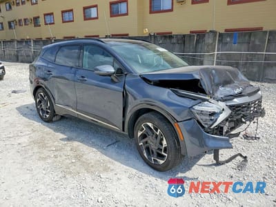 Czwarte zdjęcie samochodu z boku: 2024 KIA SPORTAGE SX PRESTIGE VIN:5XYK53DF9RG145524 - miniatura