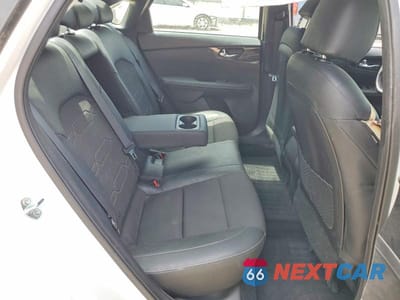 Zdjęcie 10 z 12 samochodu: 2024 KIA FORTE GT LINE VIN:3KPF54AD9RE741868 - miniatura