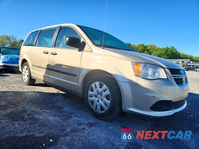 Czwarte zdjęcie samochodu z boku: 2014 DODGE GRAND CARAVAN SE VIN:2C4RDGBGXER248185 - miniatura