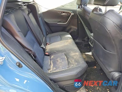 Zdjęcie 10 z 12 samochodu: 2025 TOYOTA RAV4 HYBRID XSE VIN:4T3E6RFV5SU185382 - miniatura
