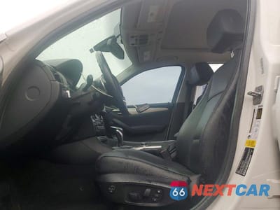 Zdjęcie 7 z 13 samochodu: 2015 BMW X1 SDRIVE28I VIN:WBAVM1C54FV498316 - miniatura