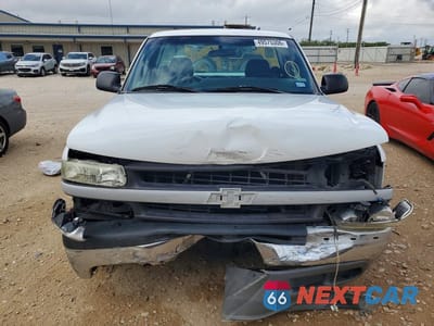 Piąte zdjęcie samochodu w środku: 2001 CHEVROLET SILVERADO C1500 VIN:1GCEC14V81Z221450 - miniatura