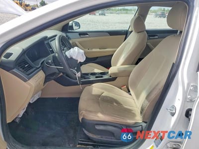 Zdjęcie 7 z 11 samochodu: 2019 HYUNDAI SONATA SE VIN:5NPE24AF7KH732481 - miniatura