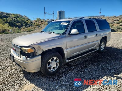2004 GMC YUKON XL DENALI 1GKFK66U24J203624 - główne zdjęcie licytacji z USA - miniatura