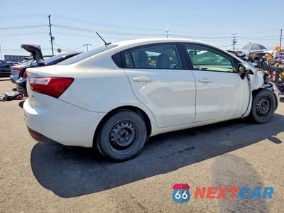 Trzecie zdjęcie samochodu z tyłu: 2014 KIA RIO LX VIN:KNADM4A30E6352826 - miniatura
