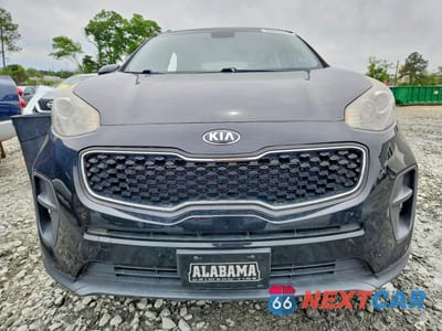Piąte zdjęcie samochodu w środku: 2017 KIA SPORTAGE LX VIN:KNDPM3AC8H7291377 - miniatura