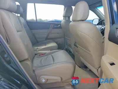 Zdjęcie 11 z 12 samochodu: 2008 TOYOTA HIGHLANDER LIMITED VIN:JTEDS42A282036437 - miniatura