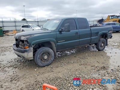 2001 CHEVROLET SILVERADO K2500 HEAVY DUTY 1GCHK29U81E191153 - główne zdjęcie licytacji z USA - miniatura