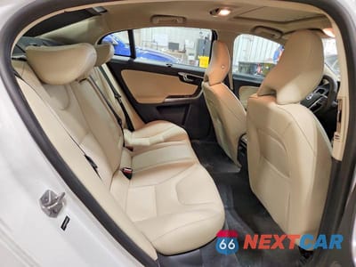 Zdjęcie 10 z 11 samochodu: 2017 VOLVO S60 PREMIER VIN:LYV402HK5HB129370 - miniatura