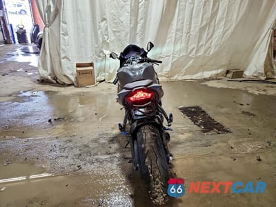 Czwarte zdjęcie samochodu z boku: 2025 KAWASAKI ZX636 K VIN:JKBZXJJ13SA029964 - miniatura