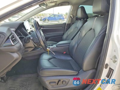 Zdjęcie 7 z 13 samochodu: 2021 TOYOTA CAMRY SE VIN:4T1G11AK0MU616809 - miniatura