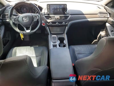 Zdjęcie 8 z 13 samochodu: 2020 HONDA ACCORD TOURING VIN:1HGCV2F90LA013461 - miniatura