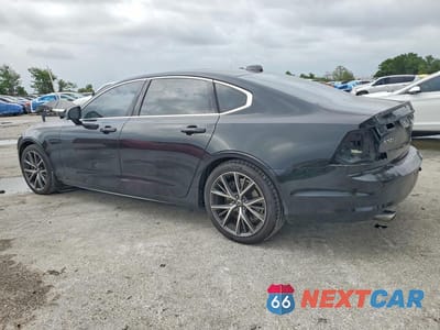 Drugie zdjęcie samochodu z przodu: 2019 VOLVO S90 T5 MOMENTUM VIN:LVY102AK0KP078944 - miniatura