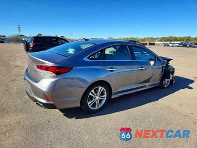 Trzecie zdjęcie samochodu z tyłu: 2018 HYUNDAI SONATA SEL VIN:5NPE34AF6JH645988 - miniatura