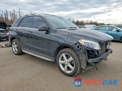 Czwarte zdjęcie samochodu z boku: 2016 MERCEDES-BENZ GLE 350 4MATIC VIN:4JGDA5HB4GA735047 - miniatura