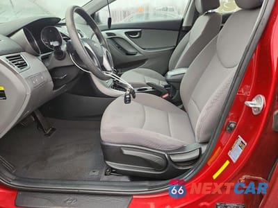Zdjęcie 7 z 11 samochodu: 2016 HYUNDAI ELANTRA SE VIN:5NPDH4AE0GH722089 - miniatura