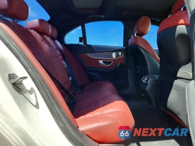 Zdjęcie 10 z 13 samochodu: 2016 MERCEDES-BENZ C 300 VIN:55SWF4JB7GU170382 - miniatura