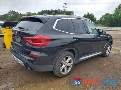 Trzecie zdjęcie samochodu z tyłu: 2019 BMW X3 SDRIVE30I VIN:5UXTR7C56KLR44145 - miniatura