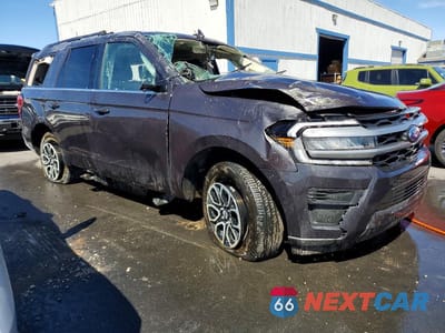 Czwarte zdjęcie samochodu z boku: 2024 FORD EXPEDITION XLT VIN:1FMJU1H86REA32259 - miniatura