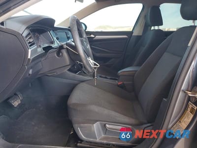 Zdjęcie 7 z 13 samochodu: 2020 VOLKSWAGEN JETTA S VIN:3VWCB7BUXLM028967 - miniatura