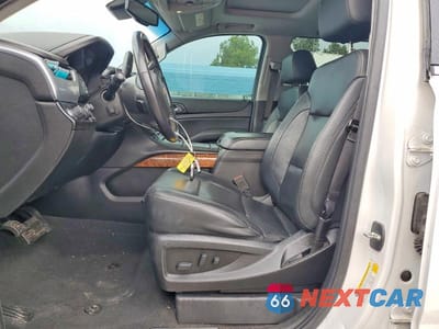 Zdjęcie 7 z 13 samochodu: 2020 CHEVROLET SUBURBAN K1500 PREMIER VIN:1GNSKJKC9LR238288 - miniatura