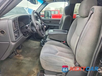Zdjęcie 7 z 12 samochodu: 2003 CHEVROLET SILVERADO K1500 VIN:2GCEK19T131112074 - miniatura