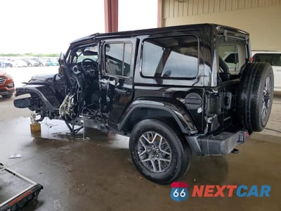 Drugie zdjęcie samochodu z przodu: 2025 JEEP WRANGLER SAHARA VIN:1C4PJXEN8SW644242 - miniatura
