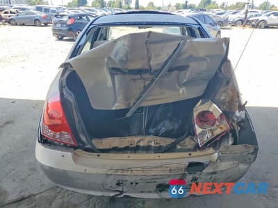 Zdjęcie 6 z 13 samochodu: 2005 HYUNDAI ELANTRA GLS VIN:KMHDN46D15U101032 - miniatura