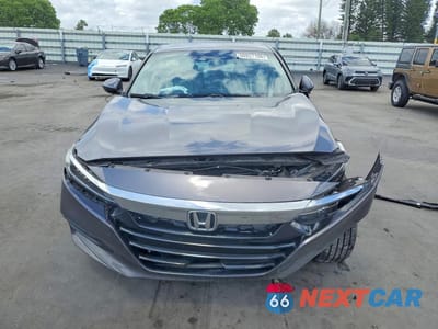 Piąte zdjęcie samochodu w środku: 2019 HONDA ACCORD LX VIN:1HGCV1F14KA146405 - miniatura